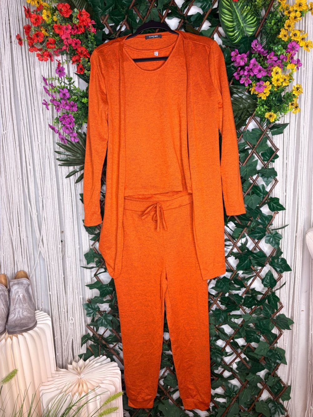 Vibrant Orange Knit Sweatshirt - Small